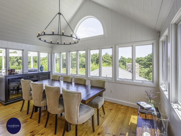 Cape Cod Home 995026