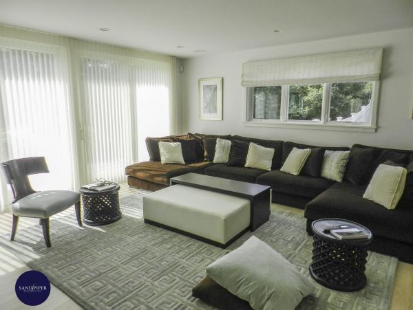Cape Cod Home 995027