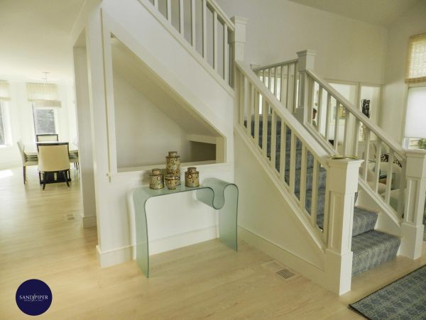 Cape Cod Home 995027