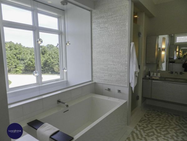 Cape Cod Home 995027