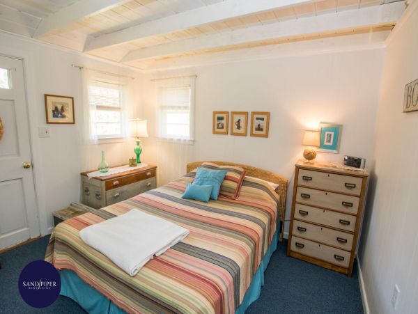 Cape Cod Home 995028