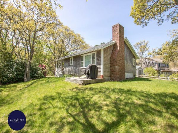 Cape Cod Home 995028