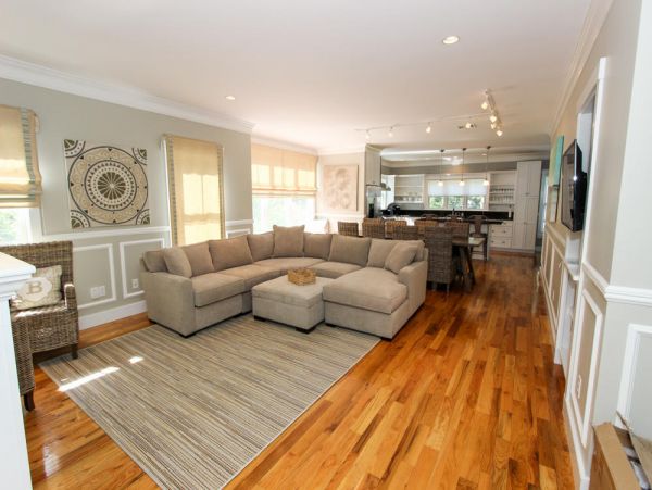 Cape Cod Home 995030
