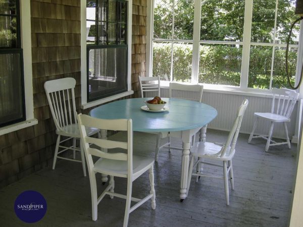 Cape Cod Home 995033