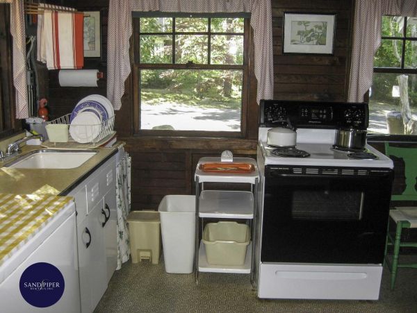 Cape Cod Home 995033