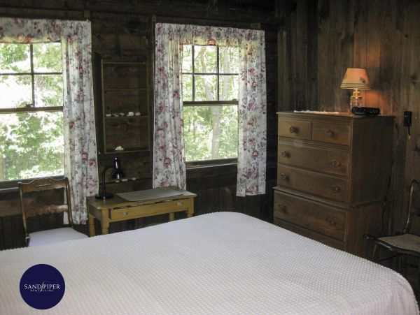 Cape Cod Home 995033