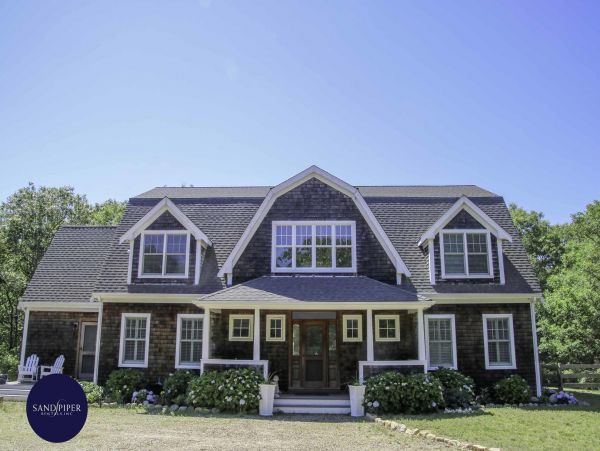 Cape Cod Home 995034