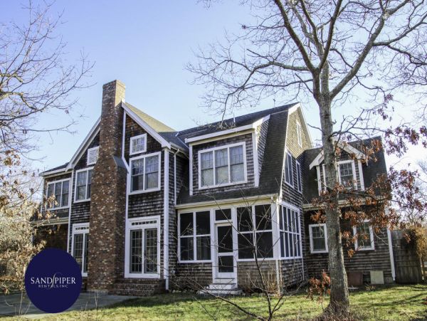 Cape Cod Home 995034
