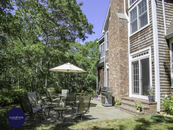 Cape Cod Home 995034