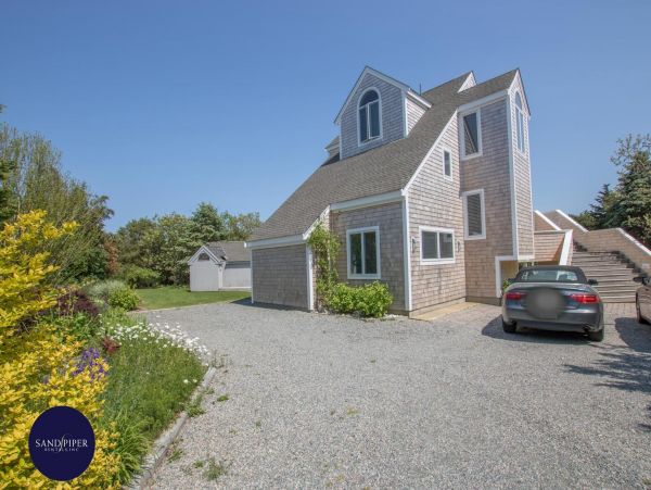 Cape Cod Home 995035