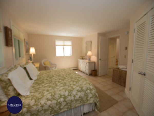 Cape Cod Home 995035