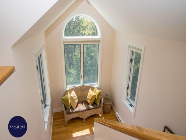 Cape Cod Home 995035