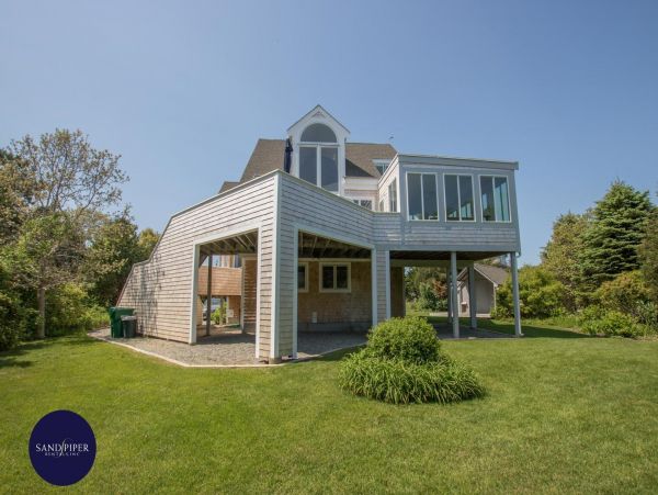 Cape Cod Home 995035