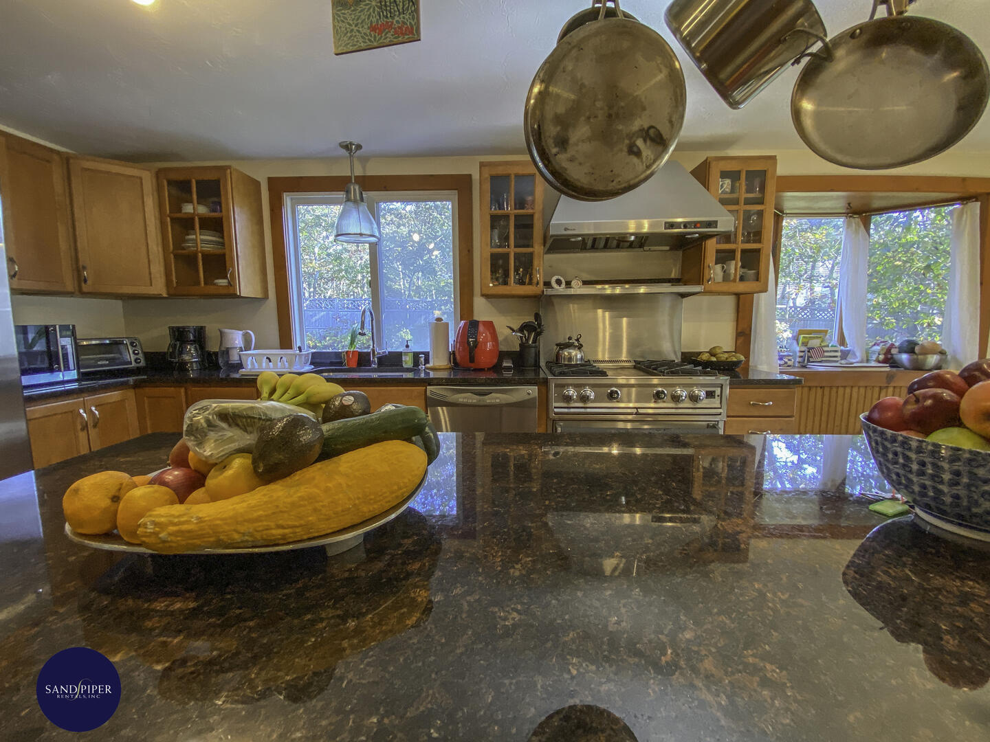 Cape Cod Home 995037