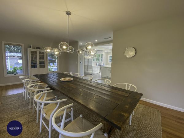 Cape Cod Home 995038