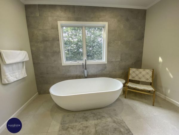 Cape Cod Home 995038