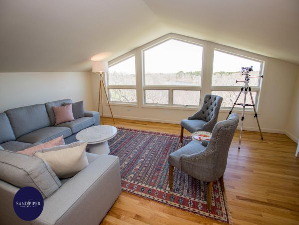 Cape Cod Home 995038