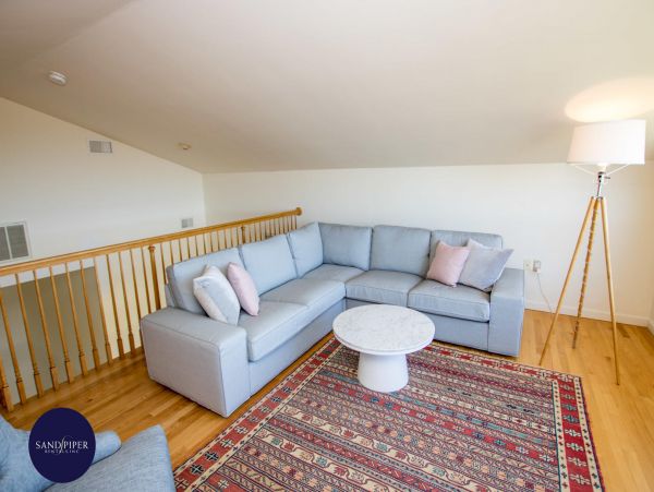 Cape Cod Home 995038