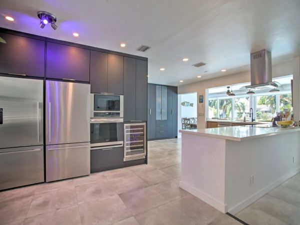 Beautiful Hollywood FL Vacation Home Private Pool & Dock