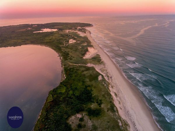 Cape Cod Home 995040