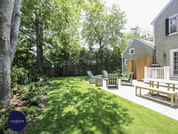 Cape Cod Home 995041