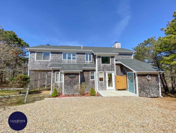 Cape Cod Home 995042