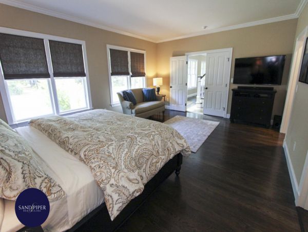 Cape Cod Home 995043