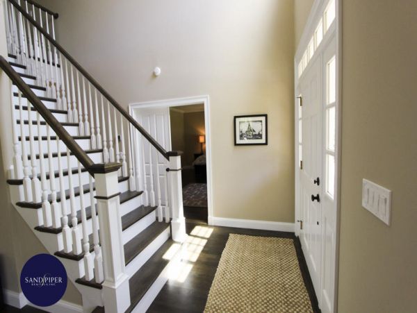 Cape Cod Home 995043