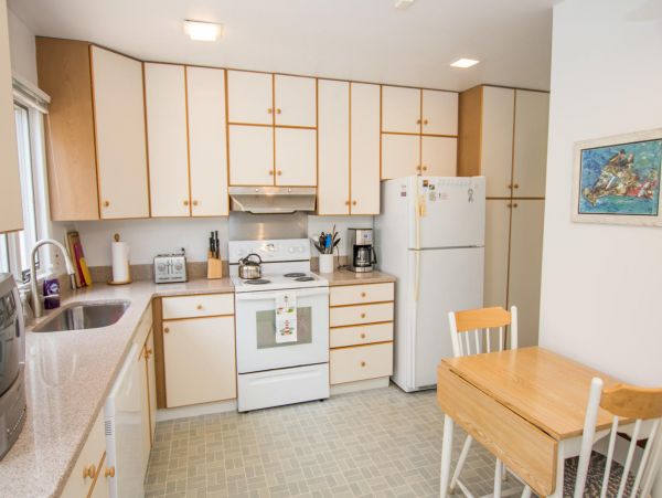 Cape Cod Home 995046
