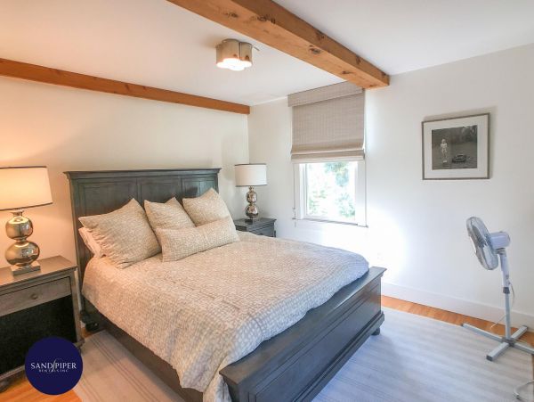 Cape Cod Home 995051