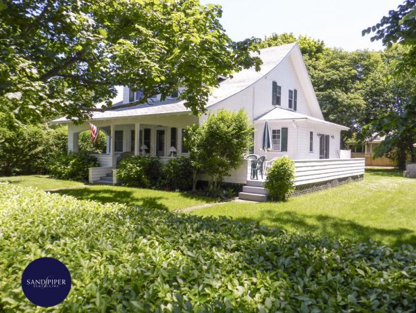 Cape Cod Home 995055
