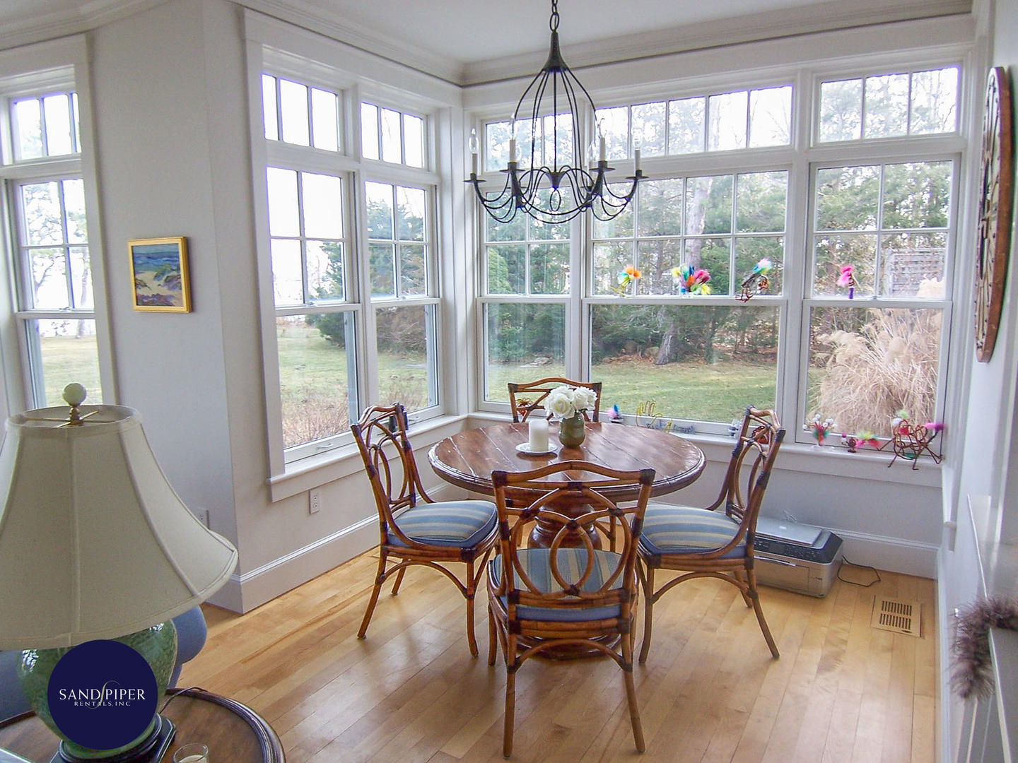 Cape Cod Home 995056