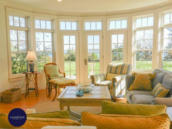 Cape Cod Home 995056