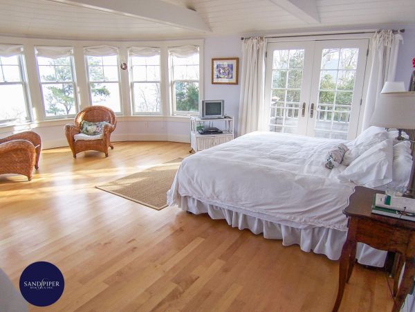 Cape Cod Home 995056