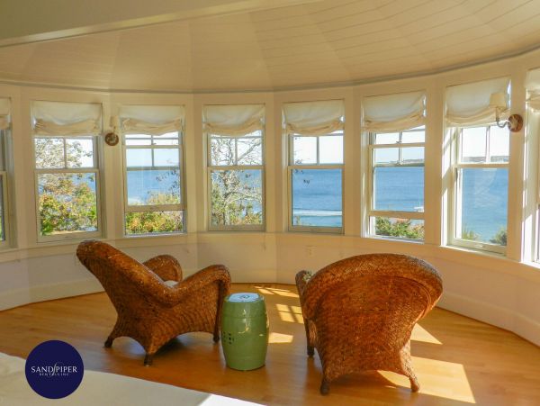 Cape Cod Home 995056