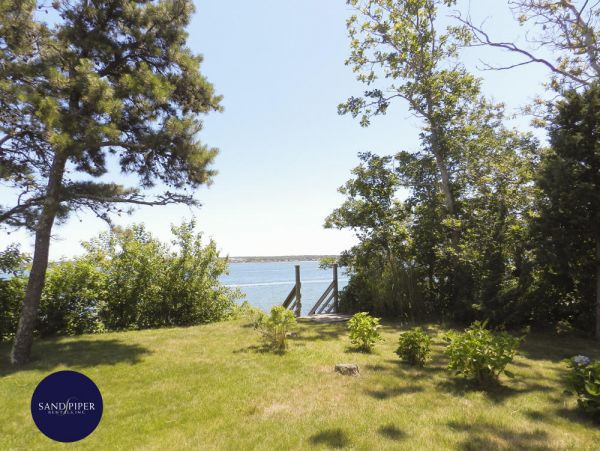 Cape Cod Home 995056