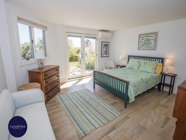 Cape Cod Home 995057