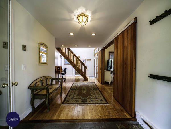 Cape Cod Home 995058