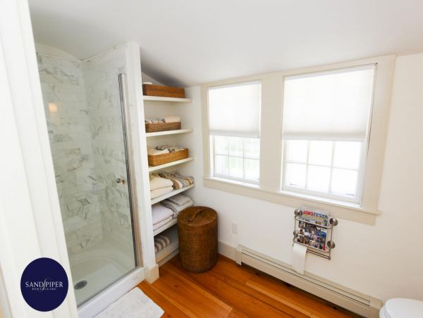 Cape Cod Home 995059