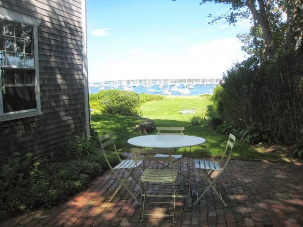 Cape Cod Home 995059