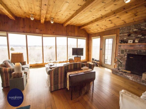Cape Cod Home 995060