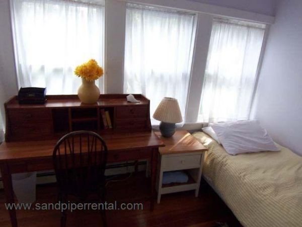 Cape Cod Home 995061