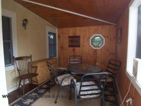 Cape Cod Home 995061