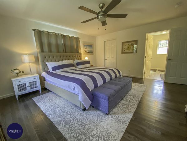 Cape Cod Home 995062