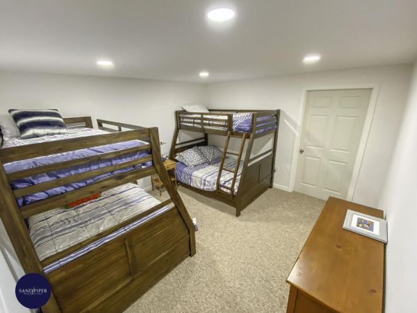 Cape Cod Home 995062