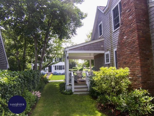 Cape Cod Home 995064