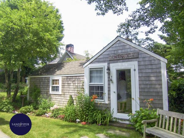 Cape Cod Home 995064