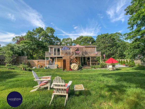 Cape Cod Home 995066