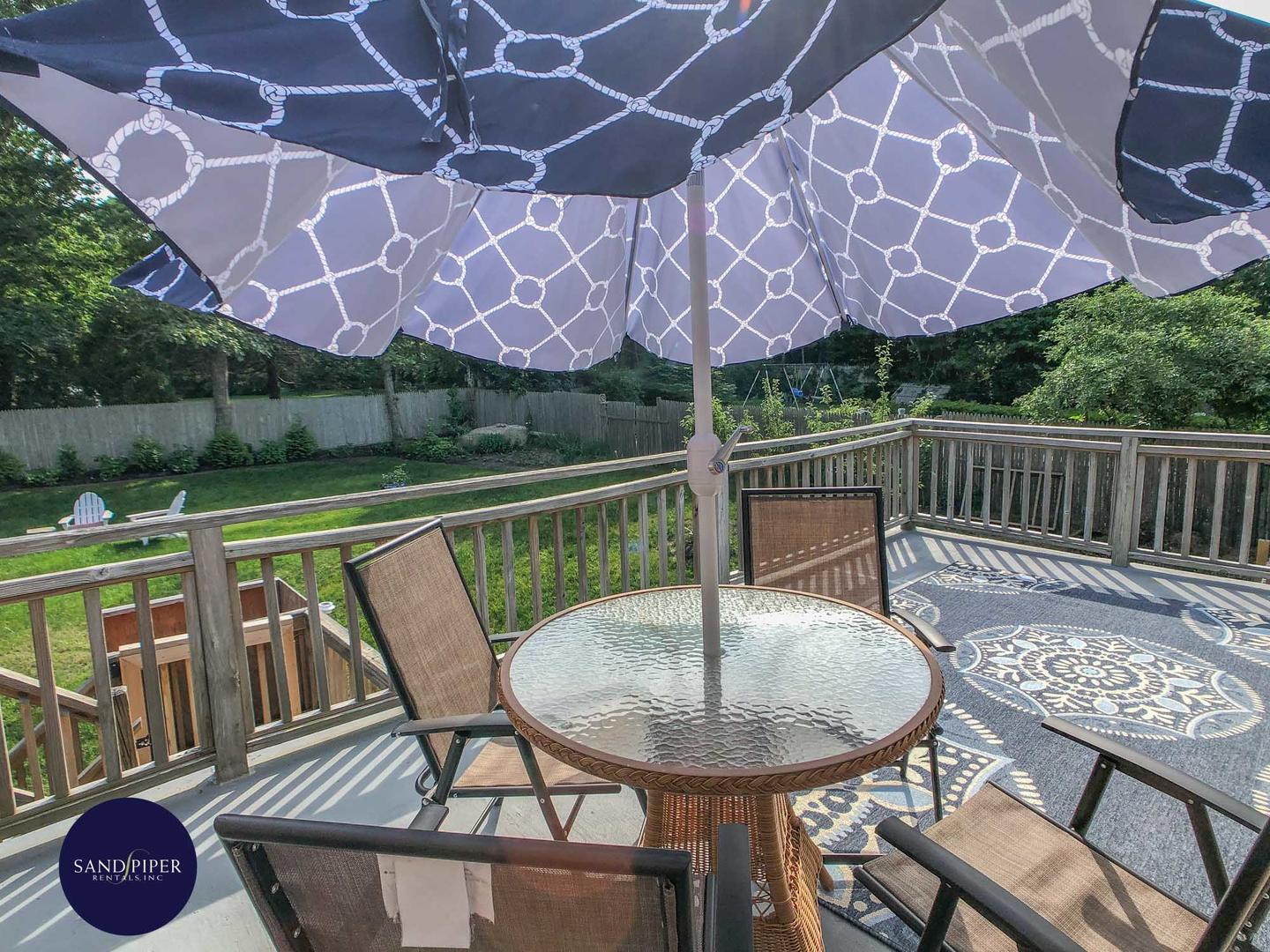 Cape Cod Home 995066