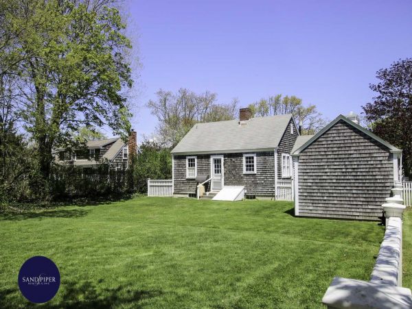 Cape Cod Home 995068